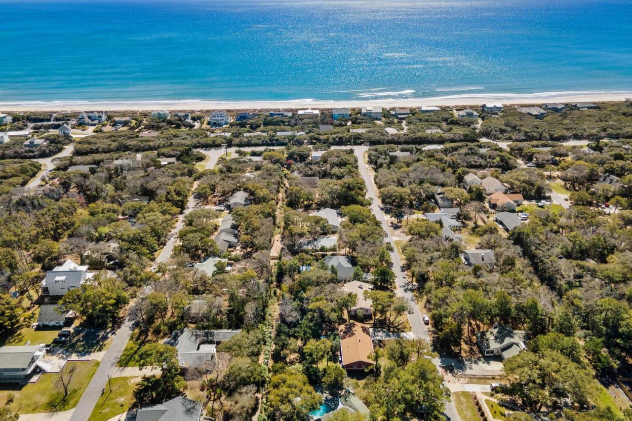 The Blue Lagoon Pine Knoll Shores Bagian luar foto